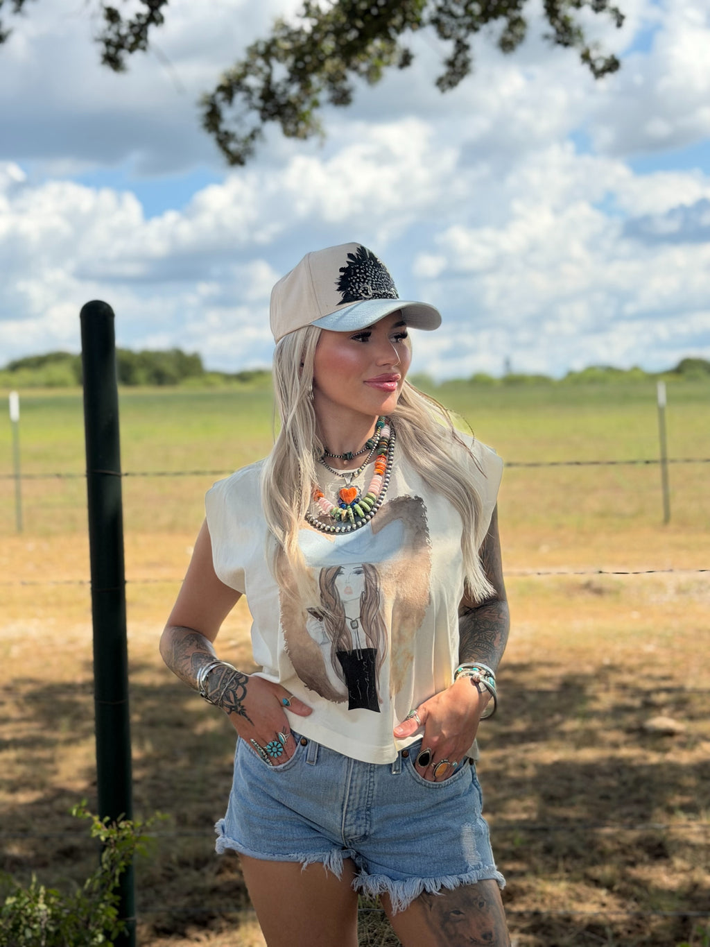 The Outlaw Muse tee