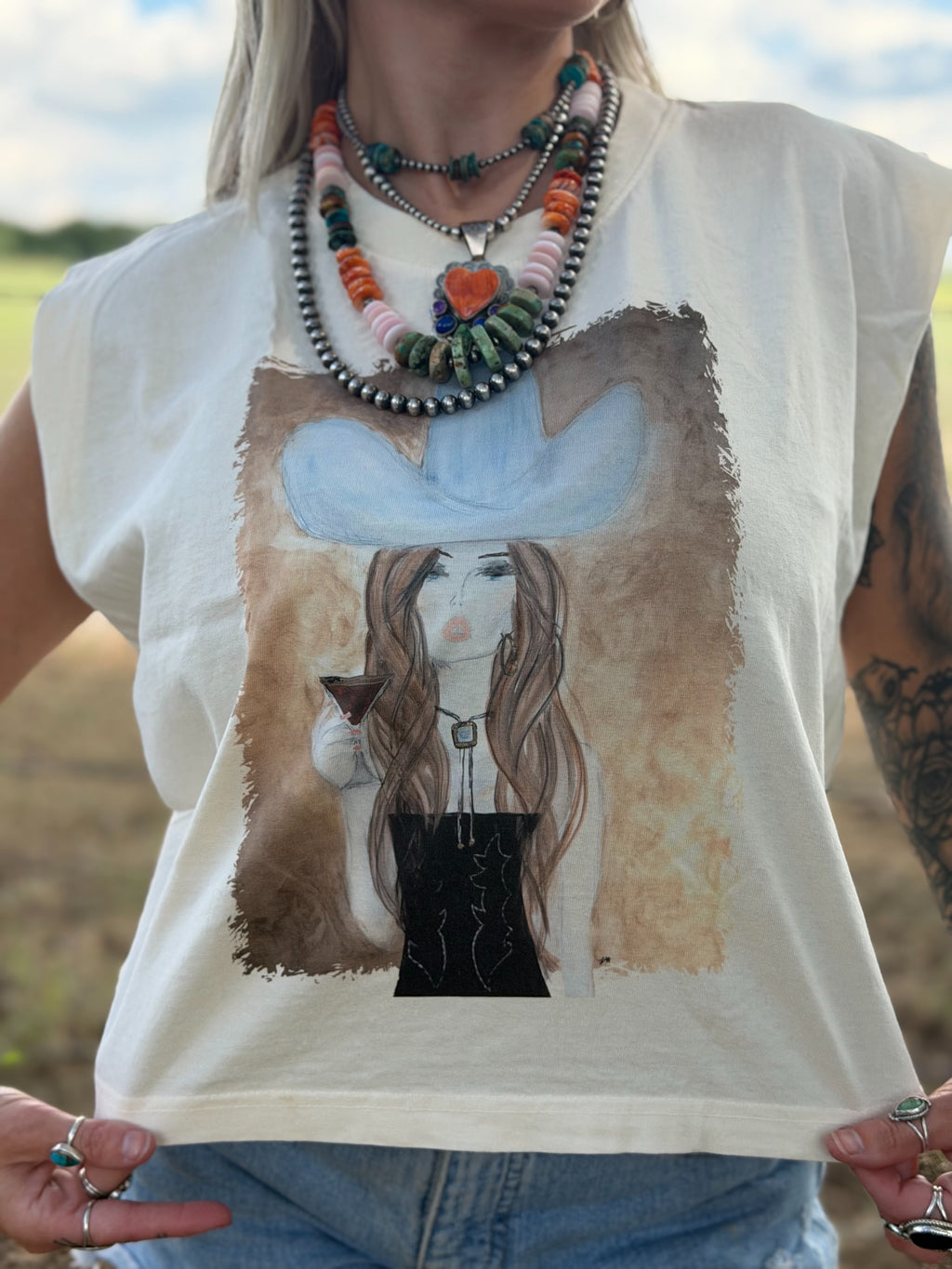 The Outlaw Muse tee